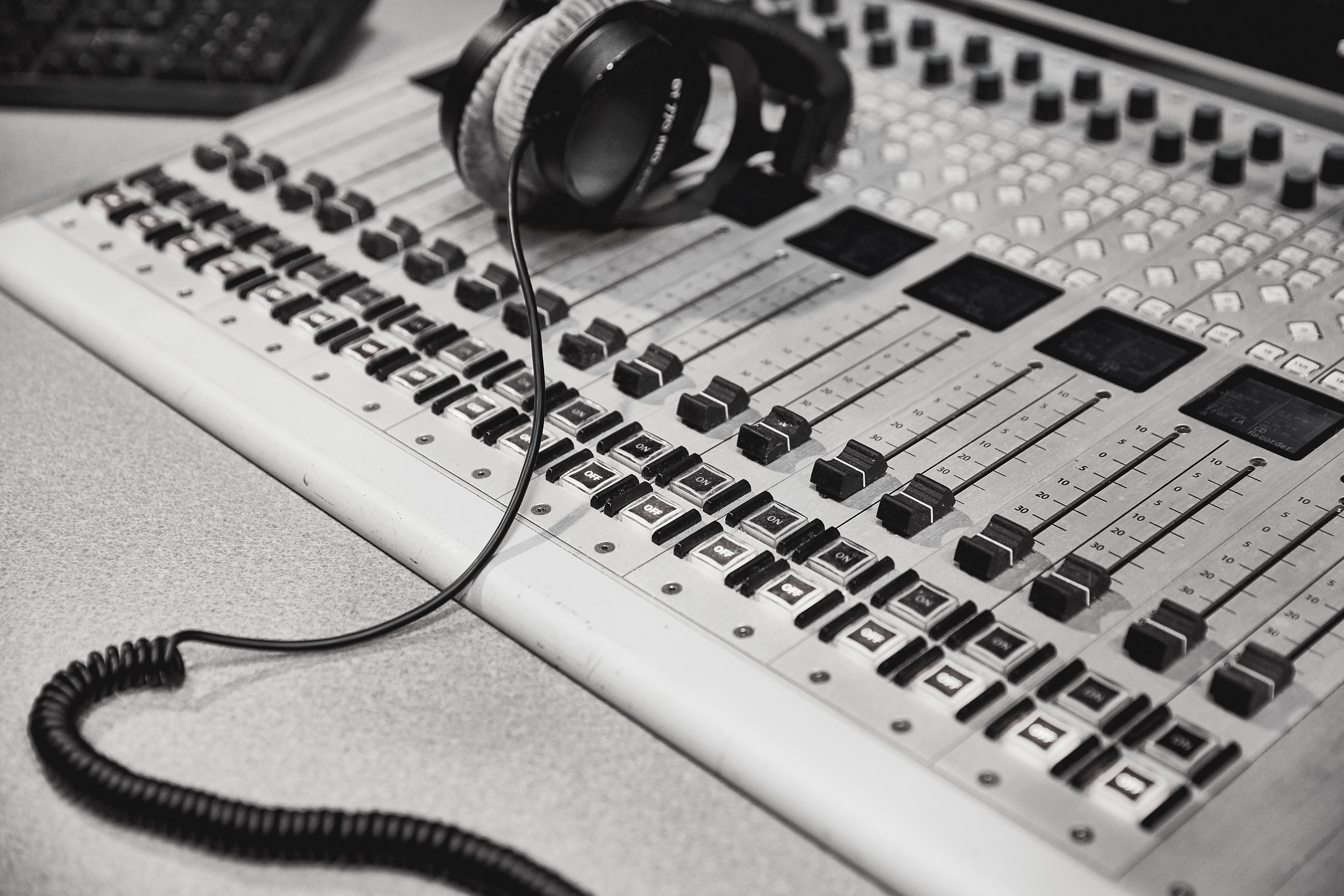 Studio-4325.jpg