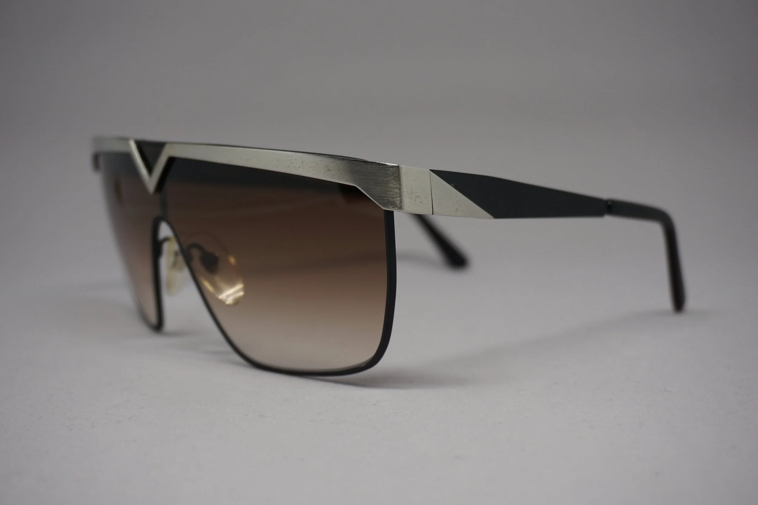 Maga Design-3024-2.JPG