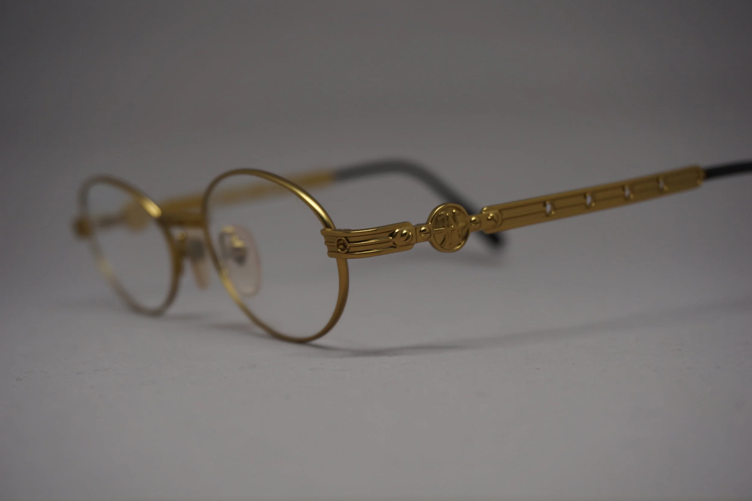 Jean Paul Gaultier-57-6101-diegofresco-left.JPG