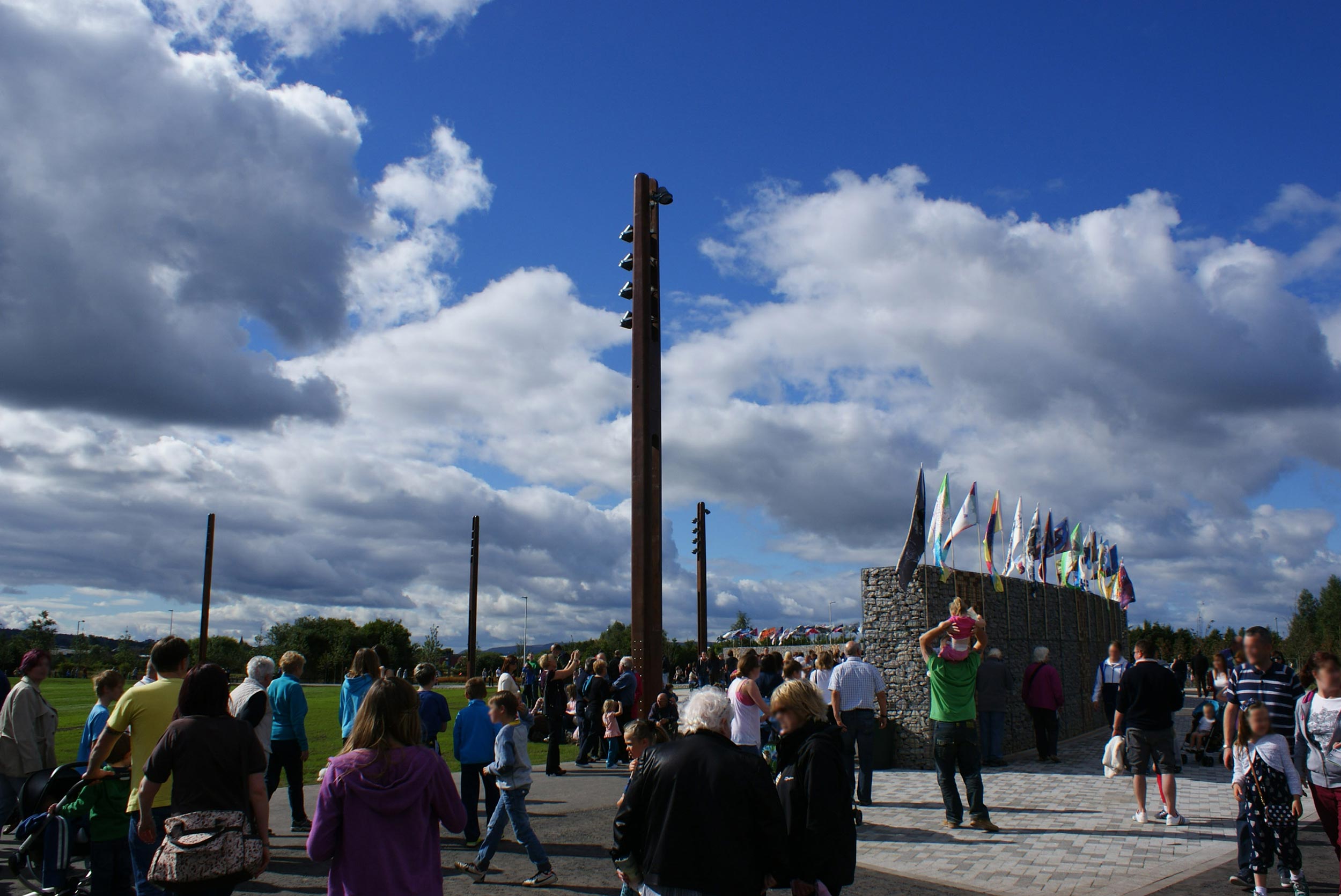 bigg_design_the_helix_falkirk_lighting_masts-5.jpg