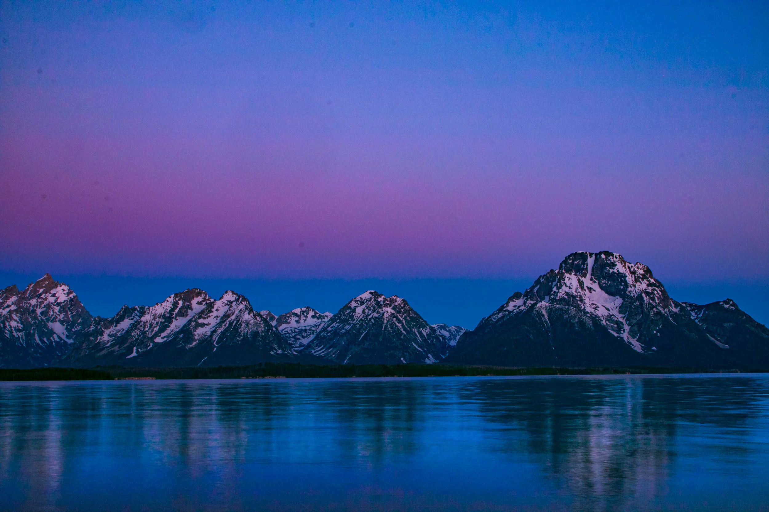 Photographing the Glow of the Tetons under the Milky Way