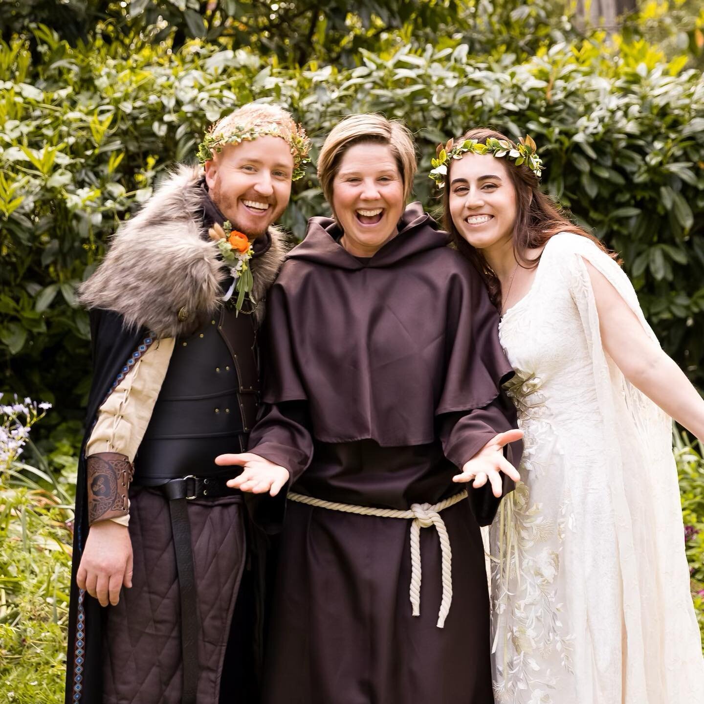 I&rsquo;ve had a lot of really unique experiences as a wedding officiant, but dressing up as a monk for Nate &amp; Natalya&rsquo;s Shakespeare inspired wedding was definitely one of the most unique and most memorable.

So many details went into makin