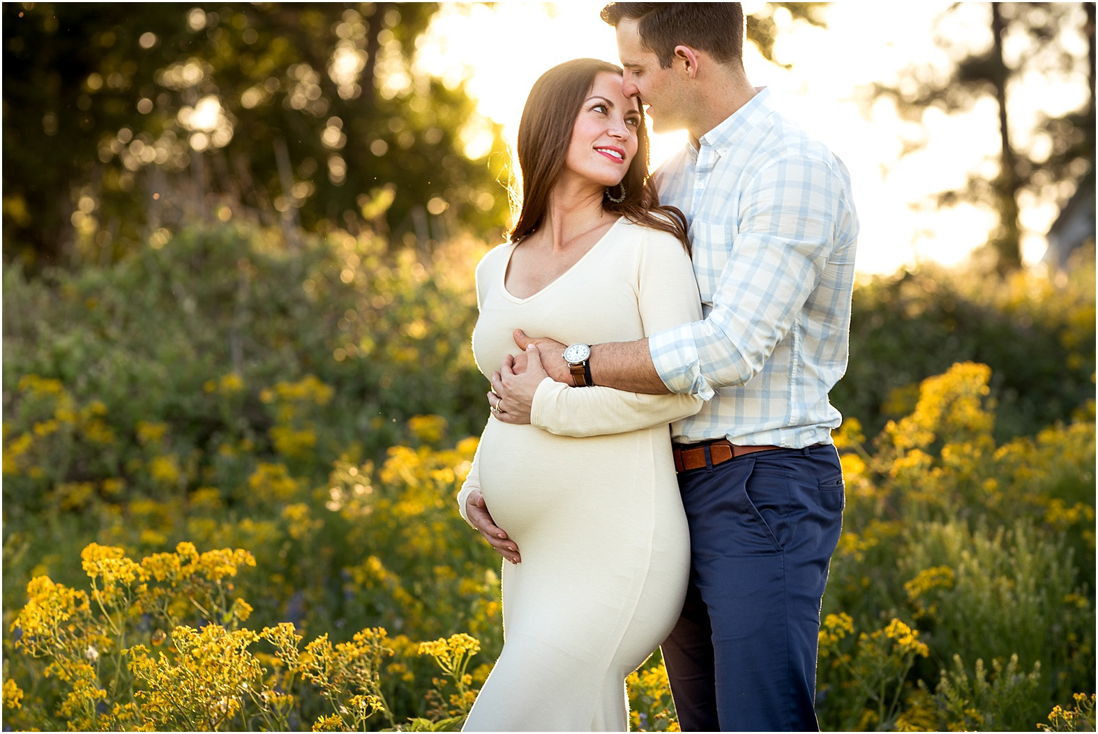 Houston Outdoor Maternity Session Featuring Mossy Trees and Texas