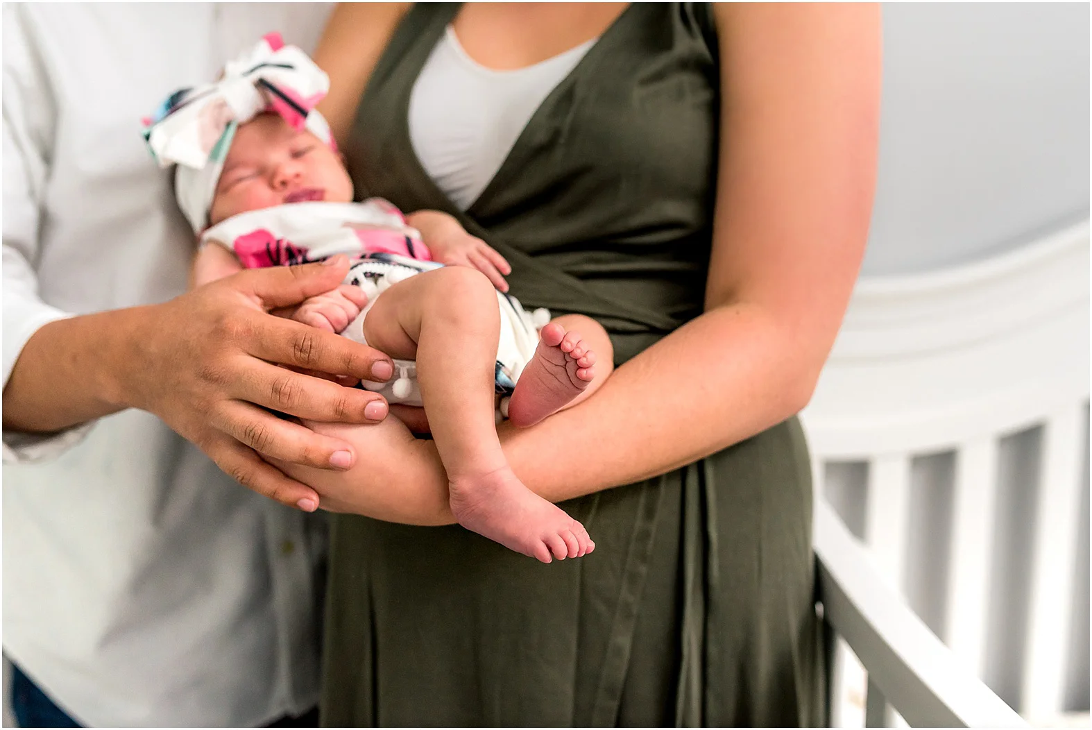 Sugar Land, TX in home newborn lifestyle session with sweet baby girl Eliza and her even sweeter mama and daddy.