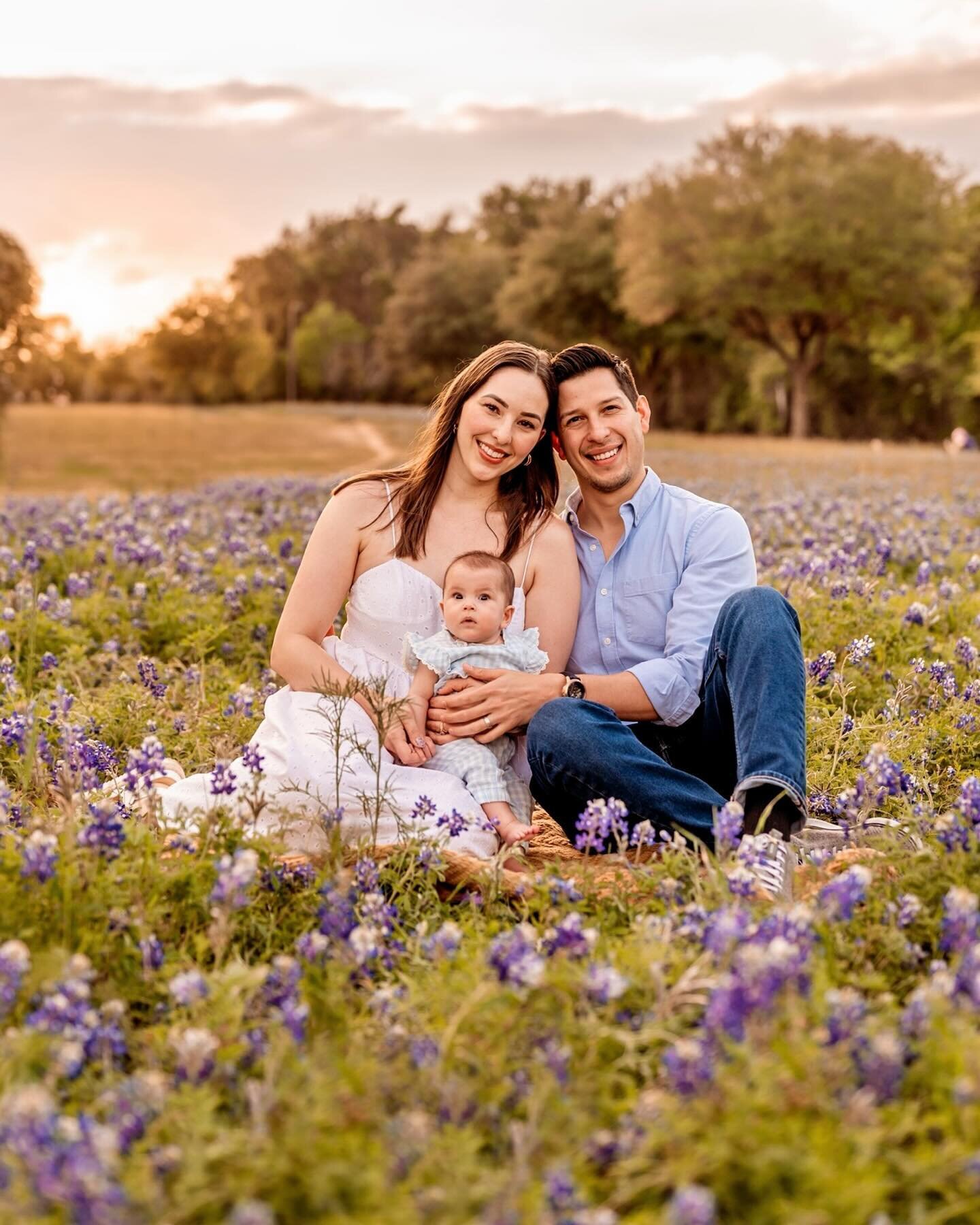 It&rsquo;s that time of year, y&rsquo;all 🤠 Texas Bluebonnet Season will be here before you can say yeeeee-haw 🤪 We&rsquo;ve already filled up half of our spots and couldn&rsquo;t be any more excited for Spring 🌺