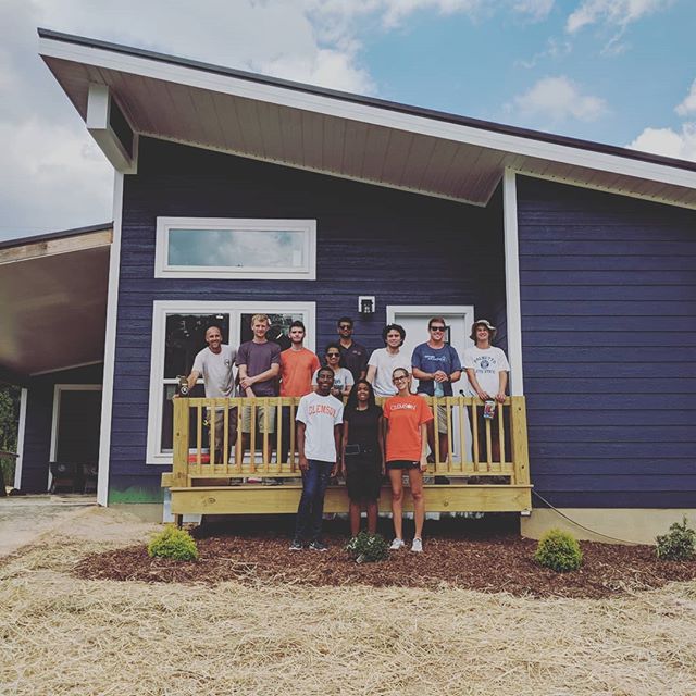 Big thank you to Clemson Univeristy for volunteering with us today!! #servicegroup #volunteering #affordablehousing #hendersoncounty #oklawahavillage