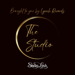 Shelley Lynch Logo.png