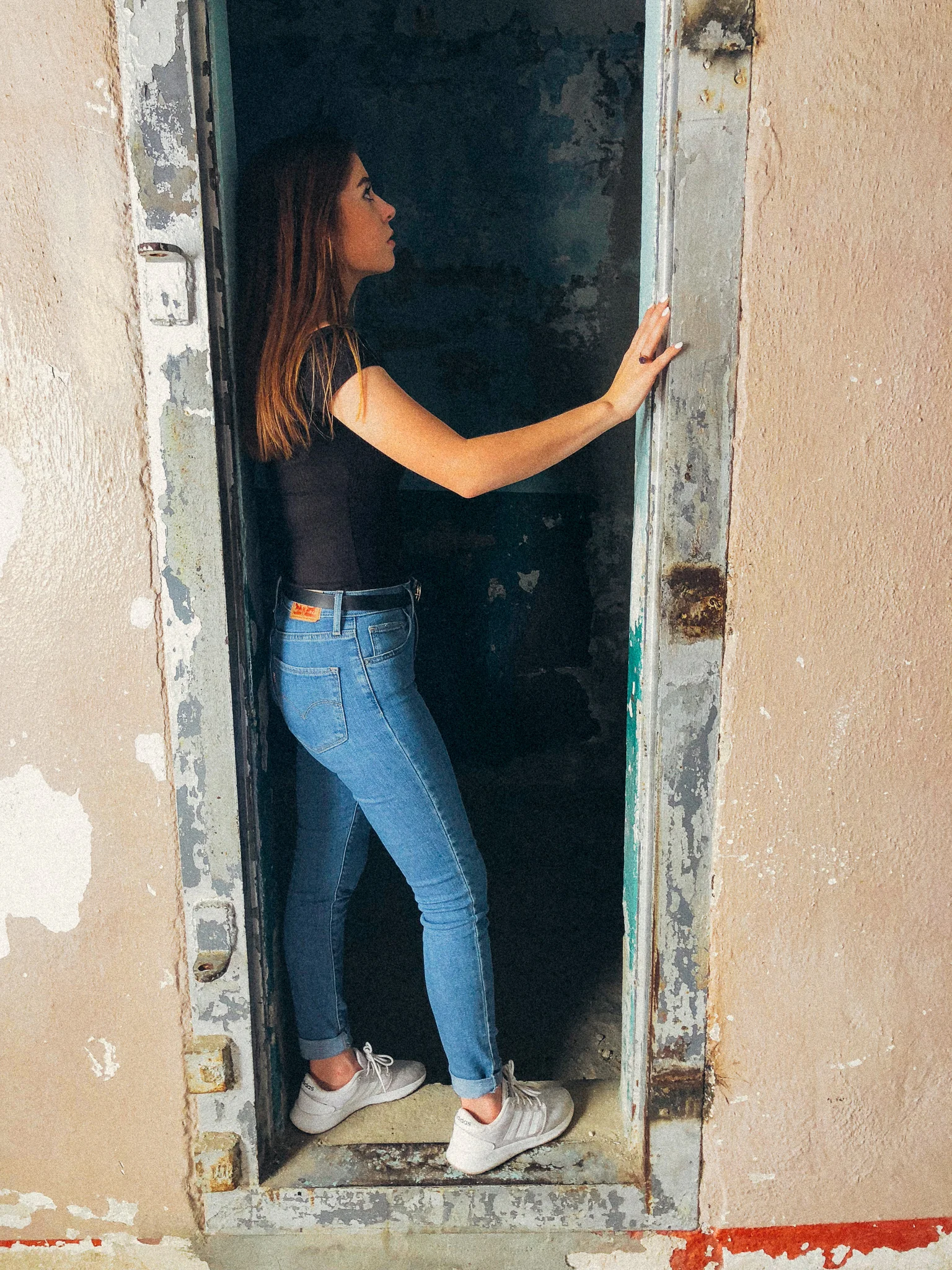 un.emdoorway1.jpg