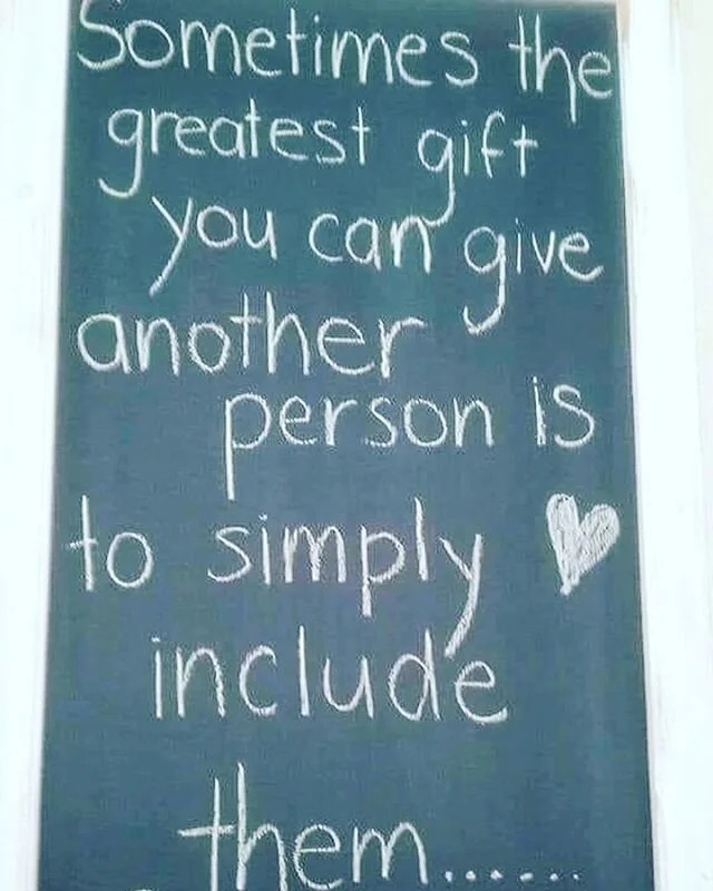 How do you include someone into your life? .. it&rsquo;s such a simple gesture .. a smile? a greeting? a message? a thank you? #connection #friendship #kindness #lovinggesture #befriend #actofkindness #include 💖