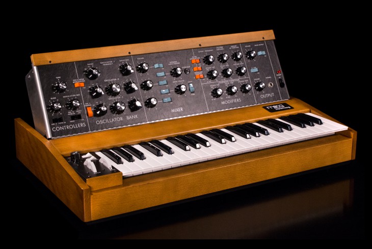 Minimoog Model D