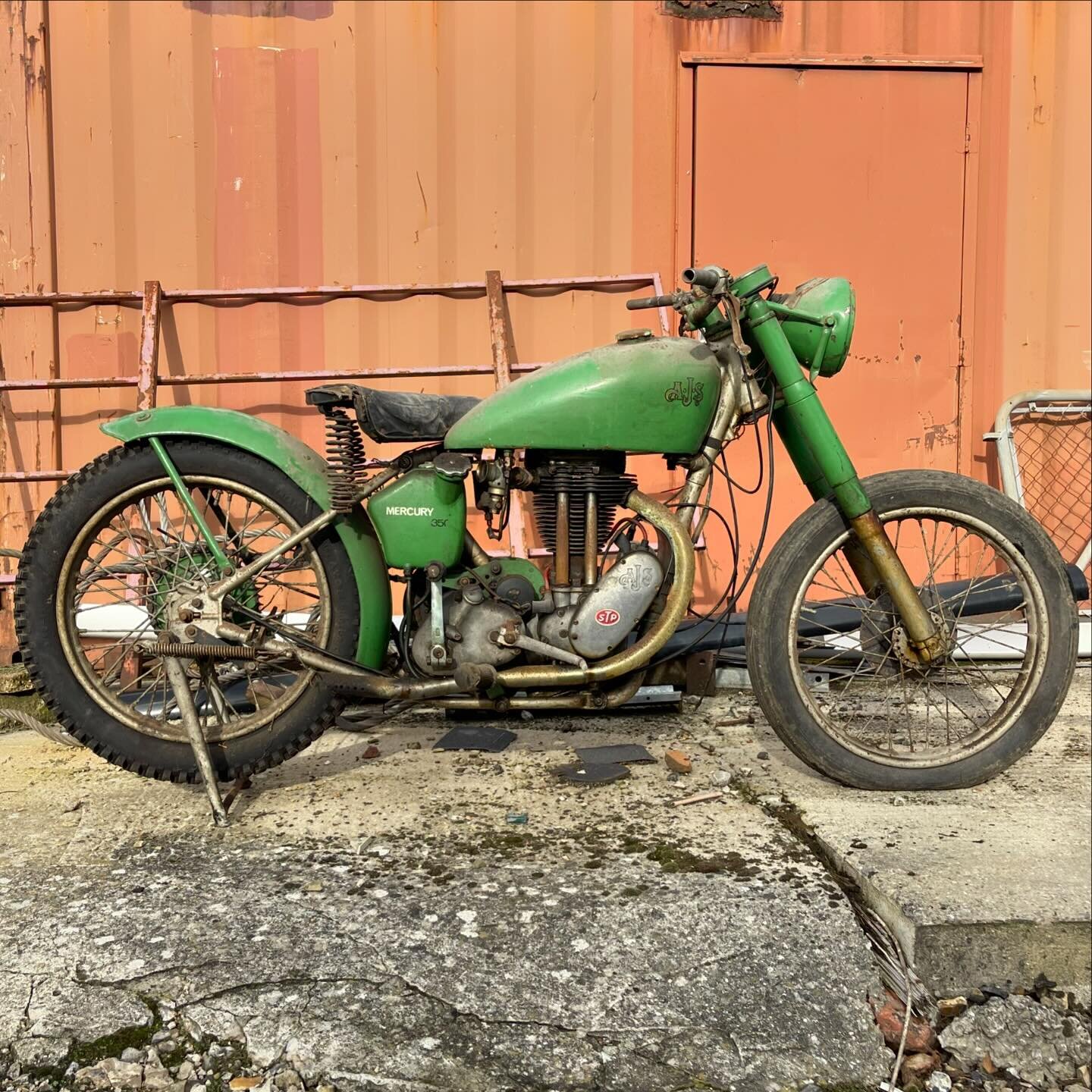 SOLD Matchless 1942 WD G3L Toolbox Lifestyle sold-matchless-1942-wd-g3l-toolbox-lifestyle