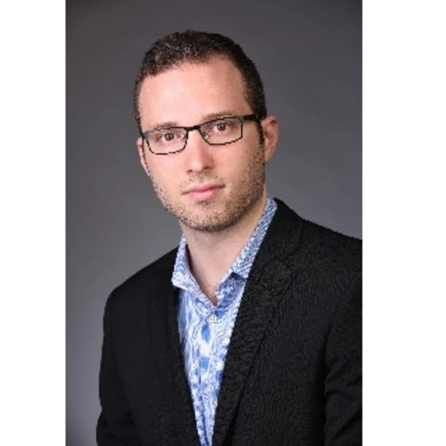 Dr. Noah Crampton