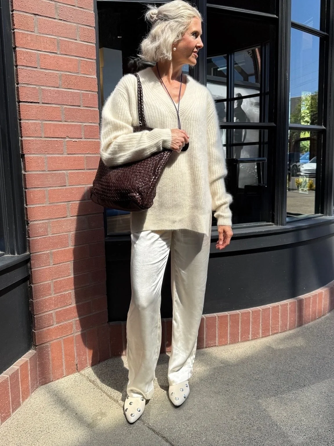 Monday monochrome 🤍