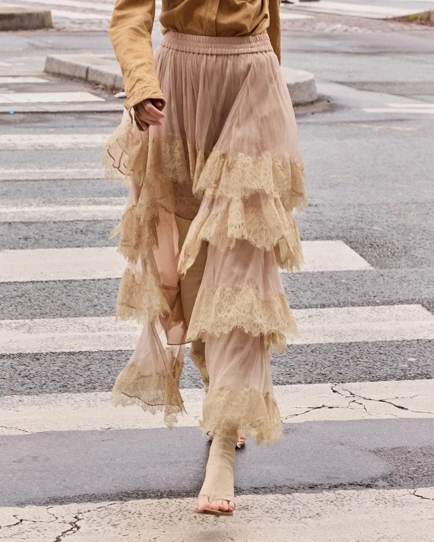 Turning heads in @mesdemoisellesparis