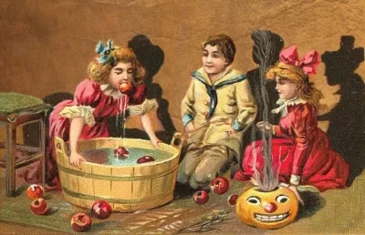 Image from a vintage Halloween postcard (c. 1890-1920).