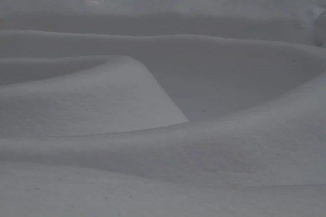 Snow Spirals 6728