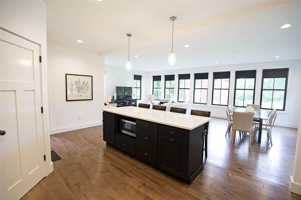 06 - Kitchen - 03.jpg