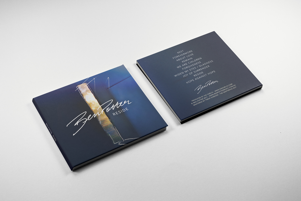 digipak-03-small.jpg