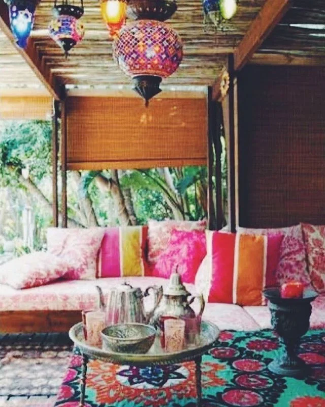 Are You craving some time out, just for You? 
Are You wishing that the pace of your life would slow down? 
Are You feeling tired from putting others first &amp; always feeling like 'your time' is on the end of a long list?
If there were some Yesses, 