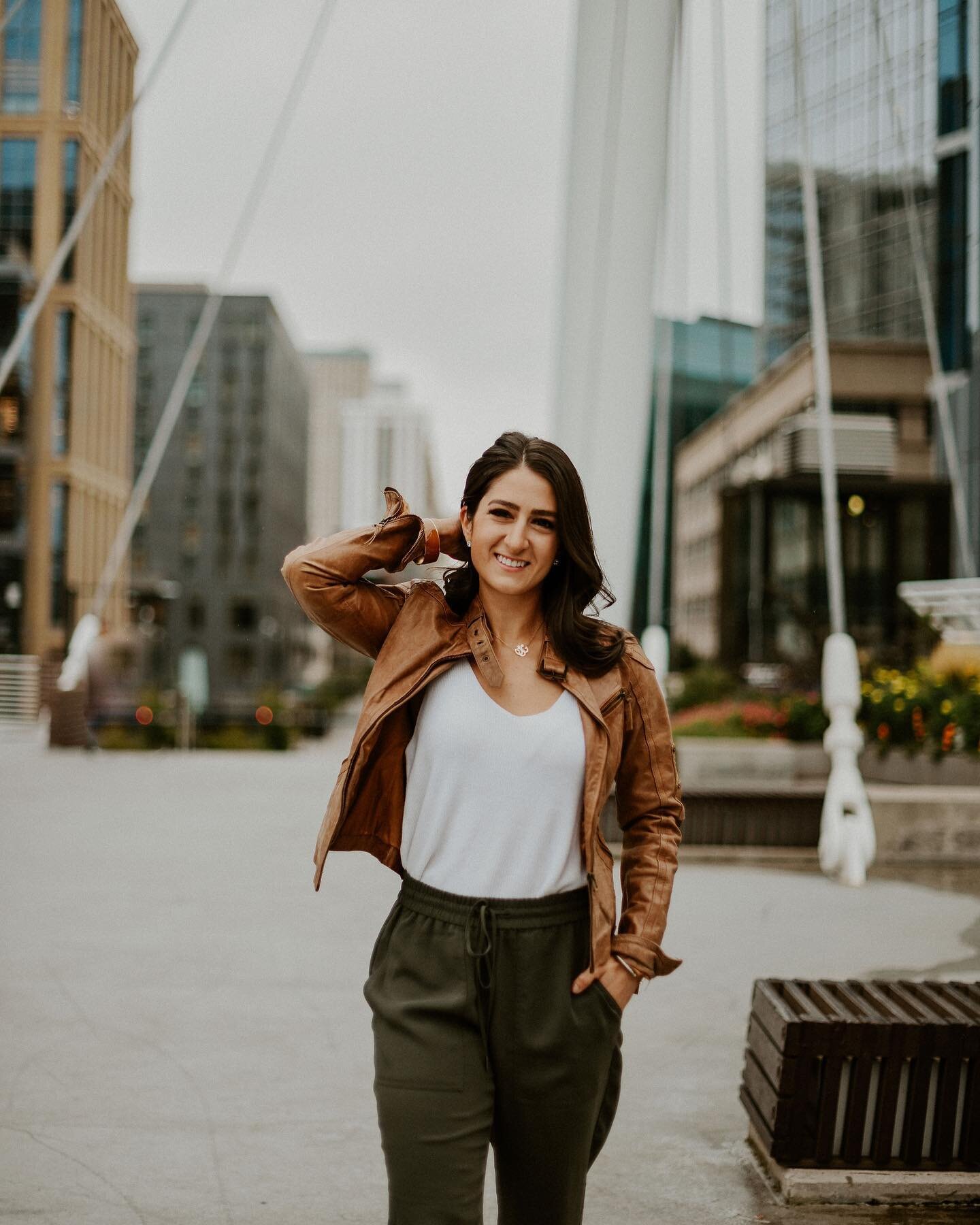 I adore personal branding sessions, especially with amazing  local entrepreneurs who identify as women, like Jessica! Jessica and I had a great time galavanting all over downtown Denver. It reminded me why I love this city so much! Denver is filled w
