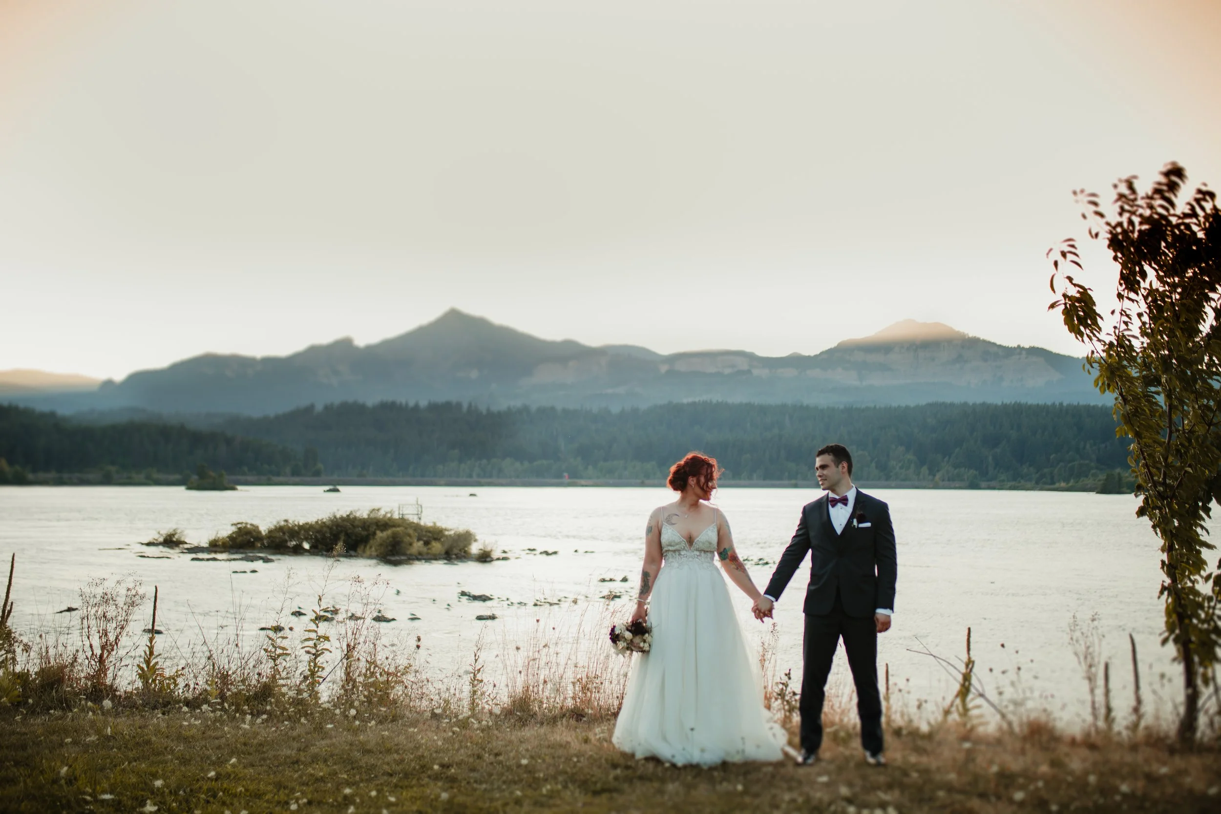 Oregon Gorge Wedding - Gresham Oregon Wedding Photographer