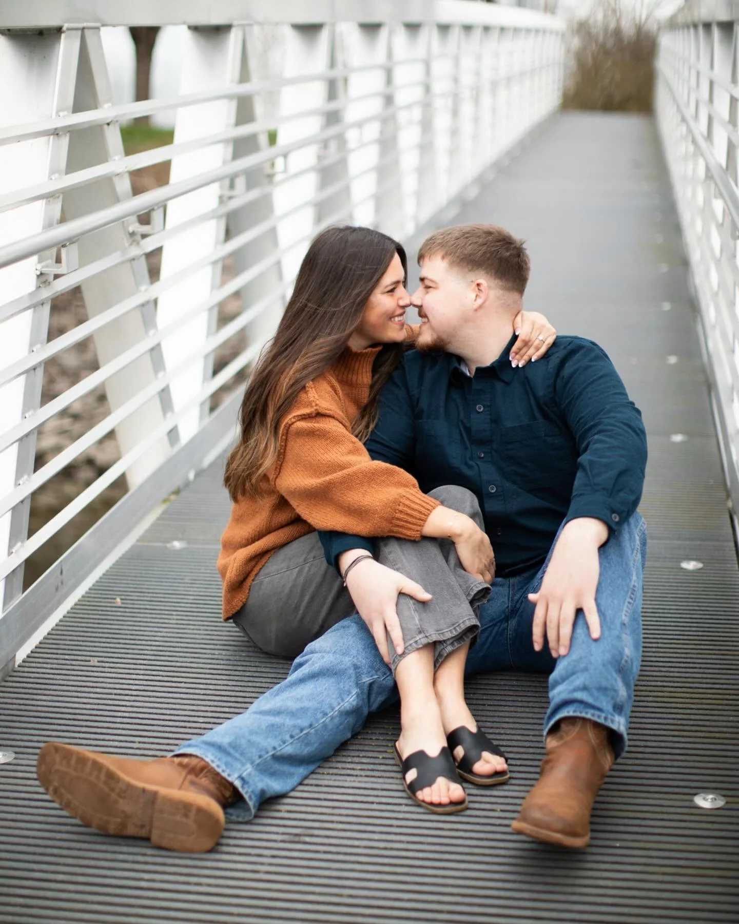 Engagement sessions are some of my favorites.
A little beach, a little forest, and a couple who can&rsquo;t stop smiling at each other ❤️ sneakies from this week!