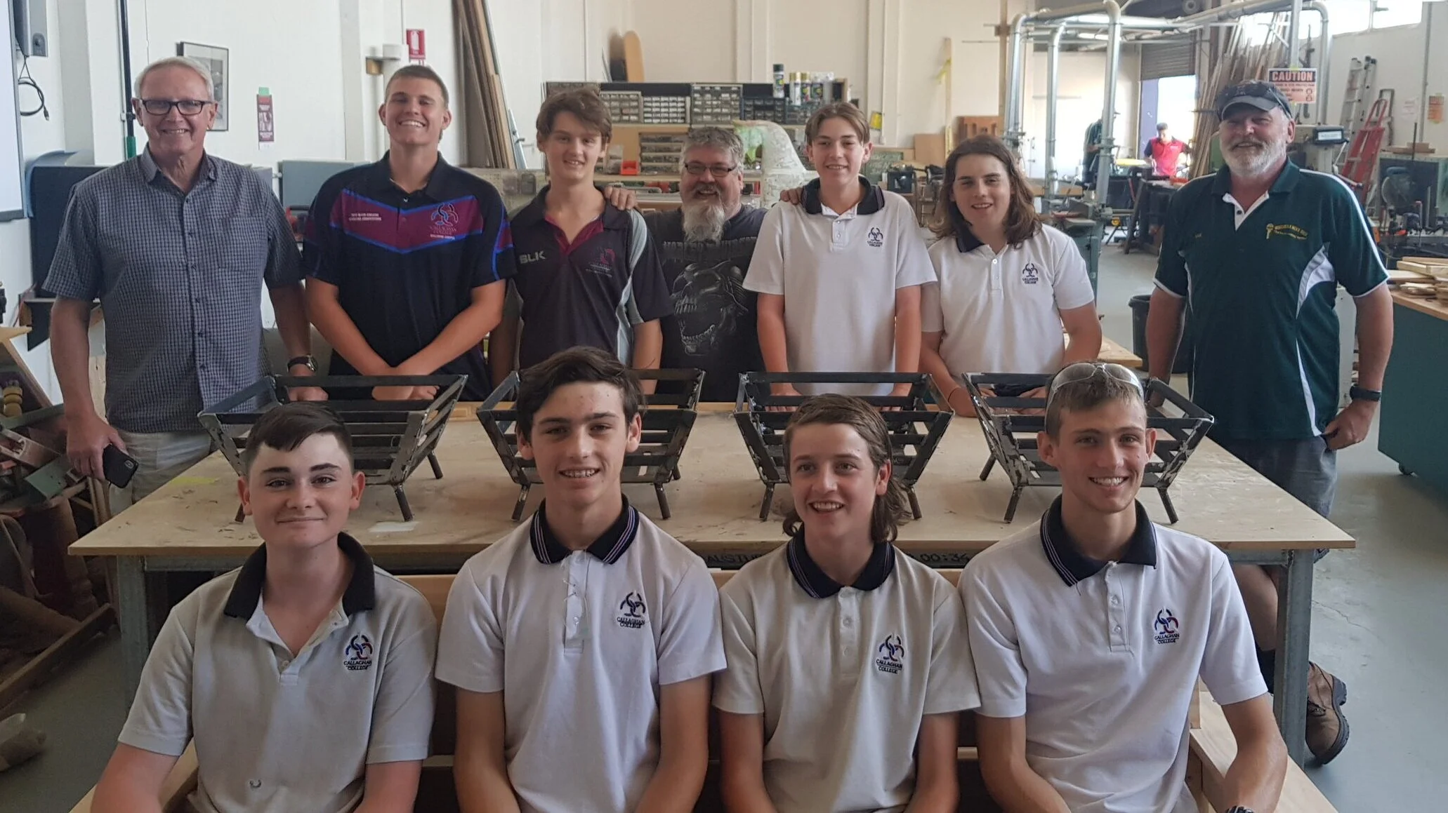 Mens+shed+Waratah+students+2019+%2819%29.jpg