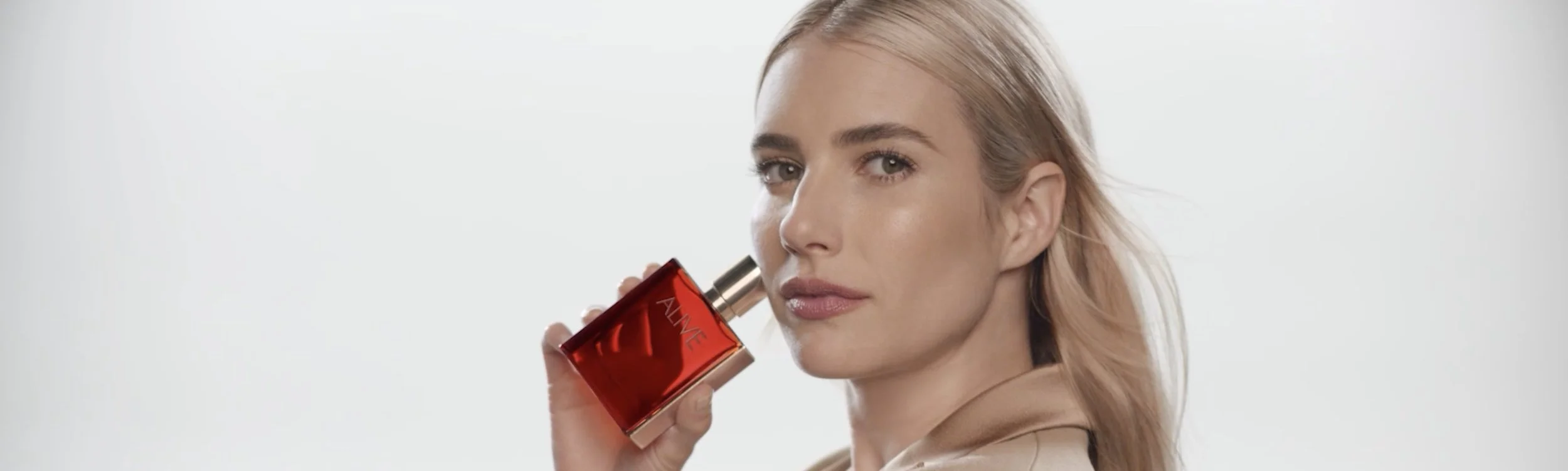 Hugo Boss - Emma Watson, Jacob Elordi