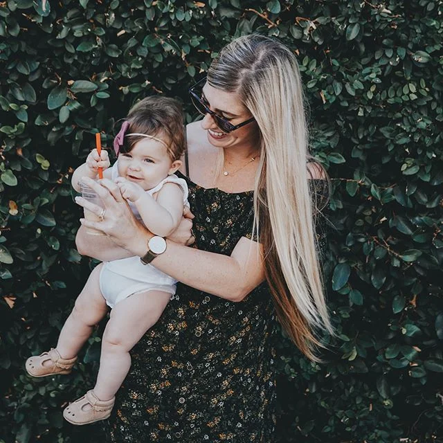 Teaching her the ways yesterday in Pasadena. ☕️💪🏼 And yes, I do blend in to the background which I did not realize until afterward. 🙄 Oh well... still love these photos of my girl. 🙃