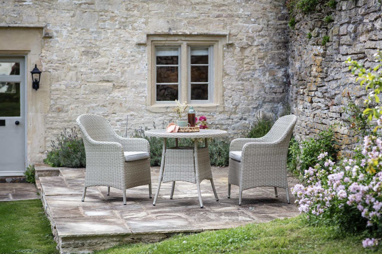 X20WKN80RD2 Tetbury Nutmeg Rattan 2 Seat Round Bistro Set with Tree-Free Top Large.png