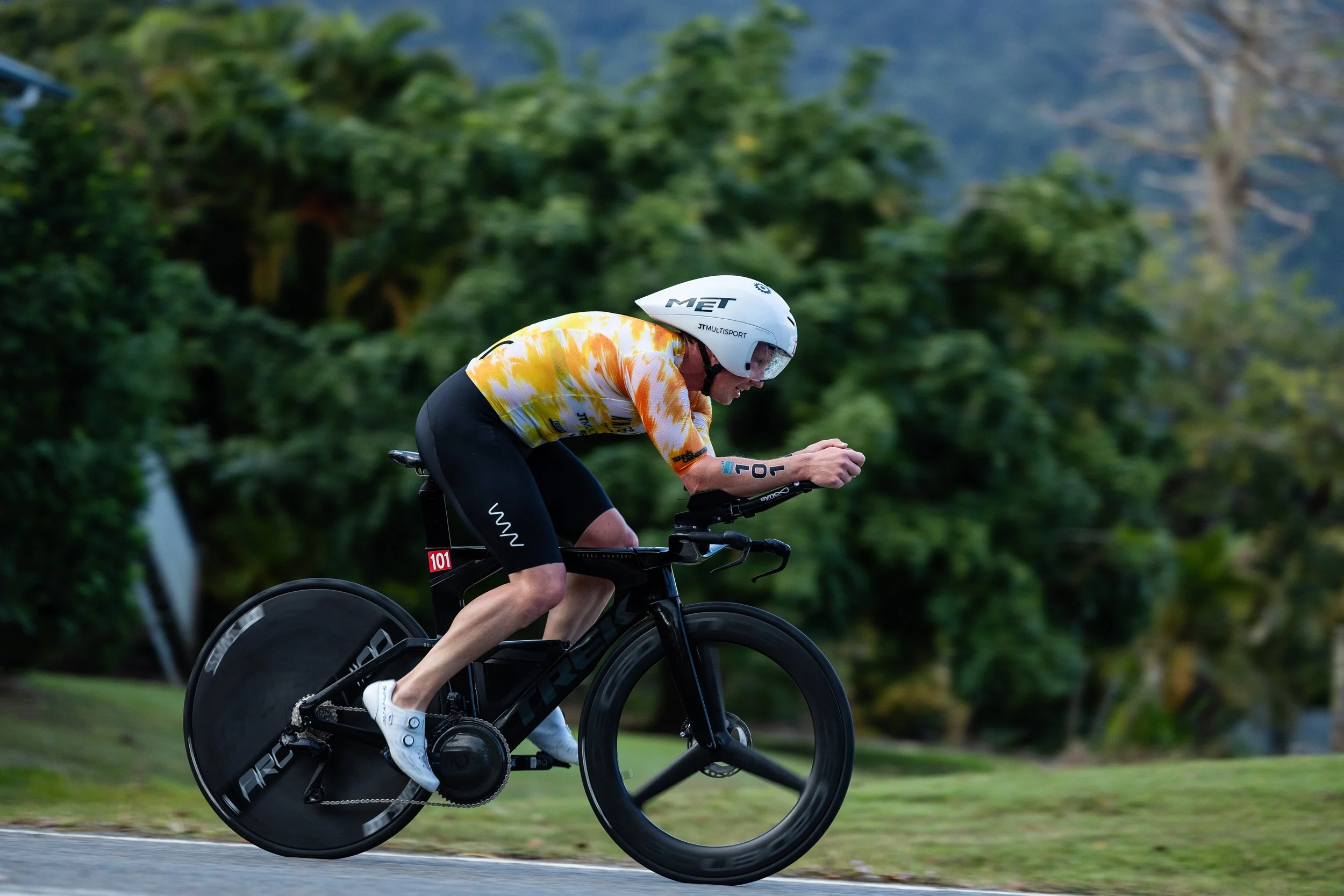 kv-abt_24-37893 2.JPG