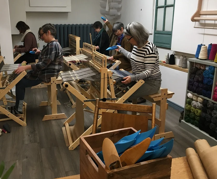 Such a great group! Thanks for joining me. Hope to see you again. Send me pics of the finished pillows or the finished fabric! (I think I missed taking a pic of one student's work - send it to me and I'll post it.)