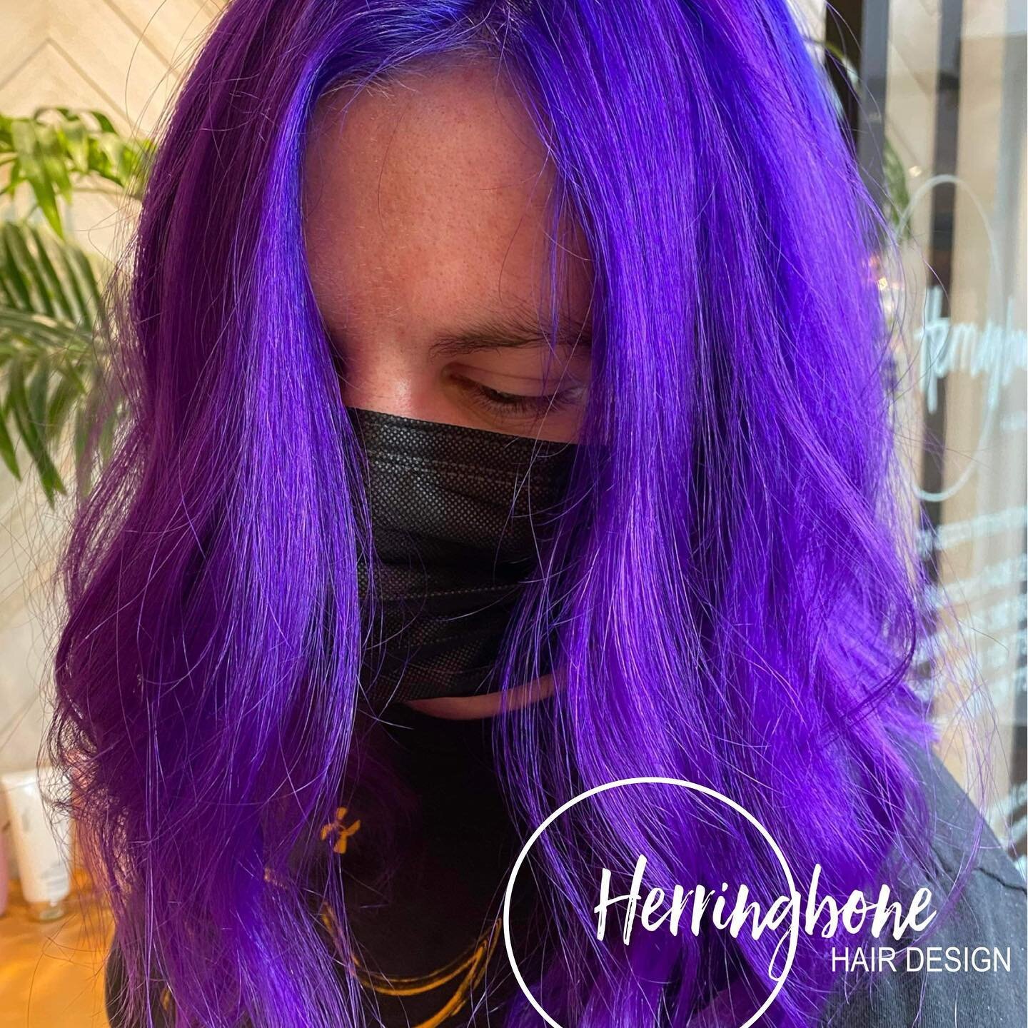 Did somebody say Purple rain ☔️ #purple #purplehairdontcare #funhaircolor #alfaparfpeople #sustainablesalon #🤩 hair by @kcshairstylist