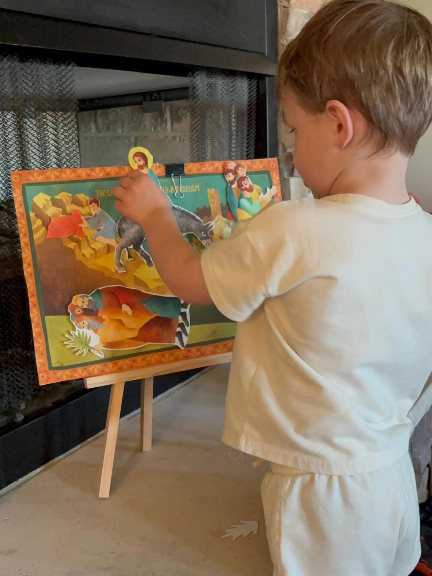 Palm Sunday learning sets for the win! These sets from @orthodoxpebbles create an opportunity for interactive learning about the feast day represented. They come as a sheet of felt, but with a sharp pair of scissors and about half an hour you&rsquo;v