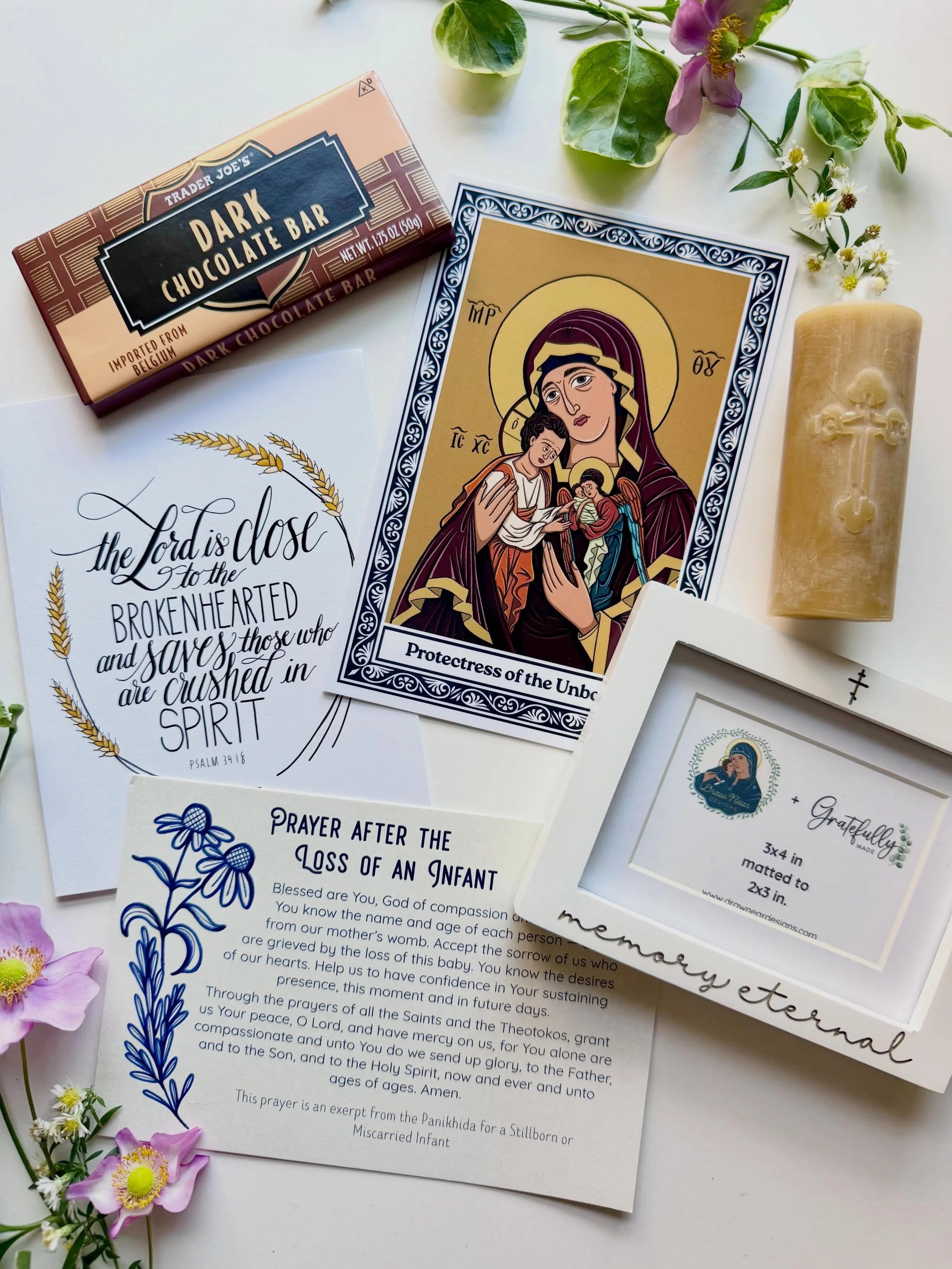Update to the miscarriage consolation set! The optional frame (sized for an ultrasound 💔) is now white, as the blue was discontinued. If you want to purchase the frame by itself, you can choose between white or a light wood grain. &ldquo;Memory eter