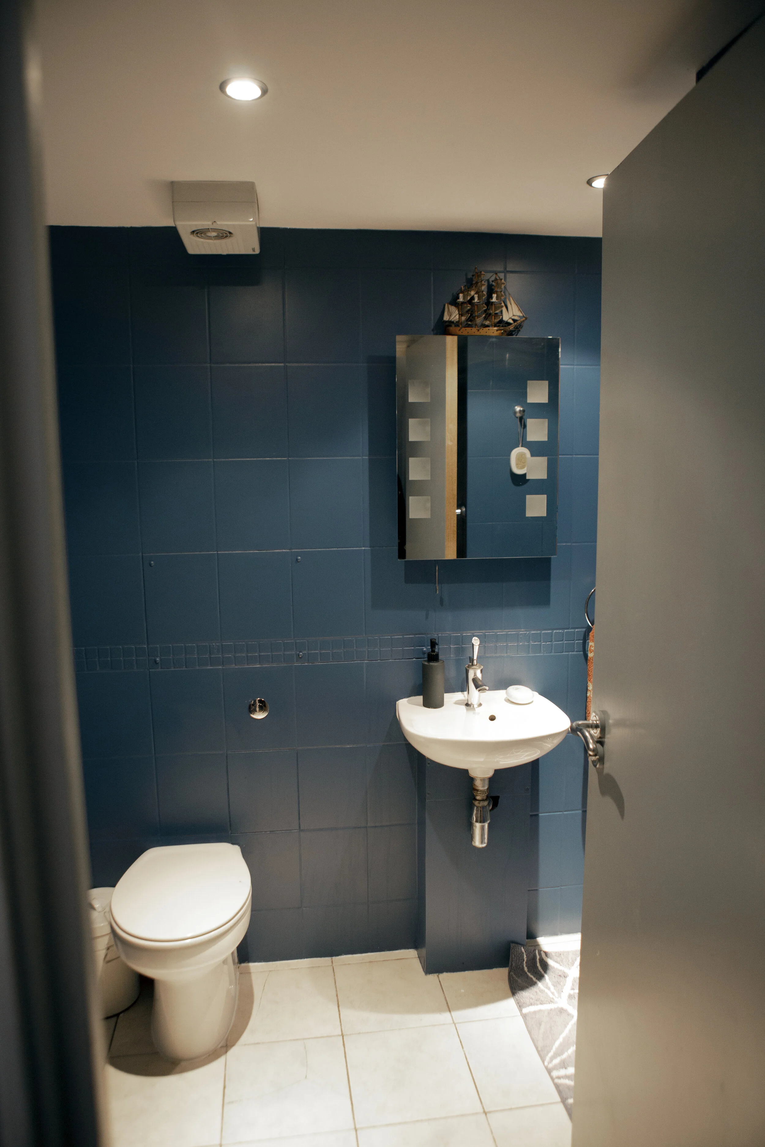 bath2.jpg