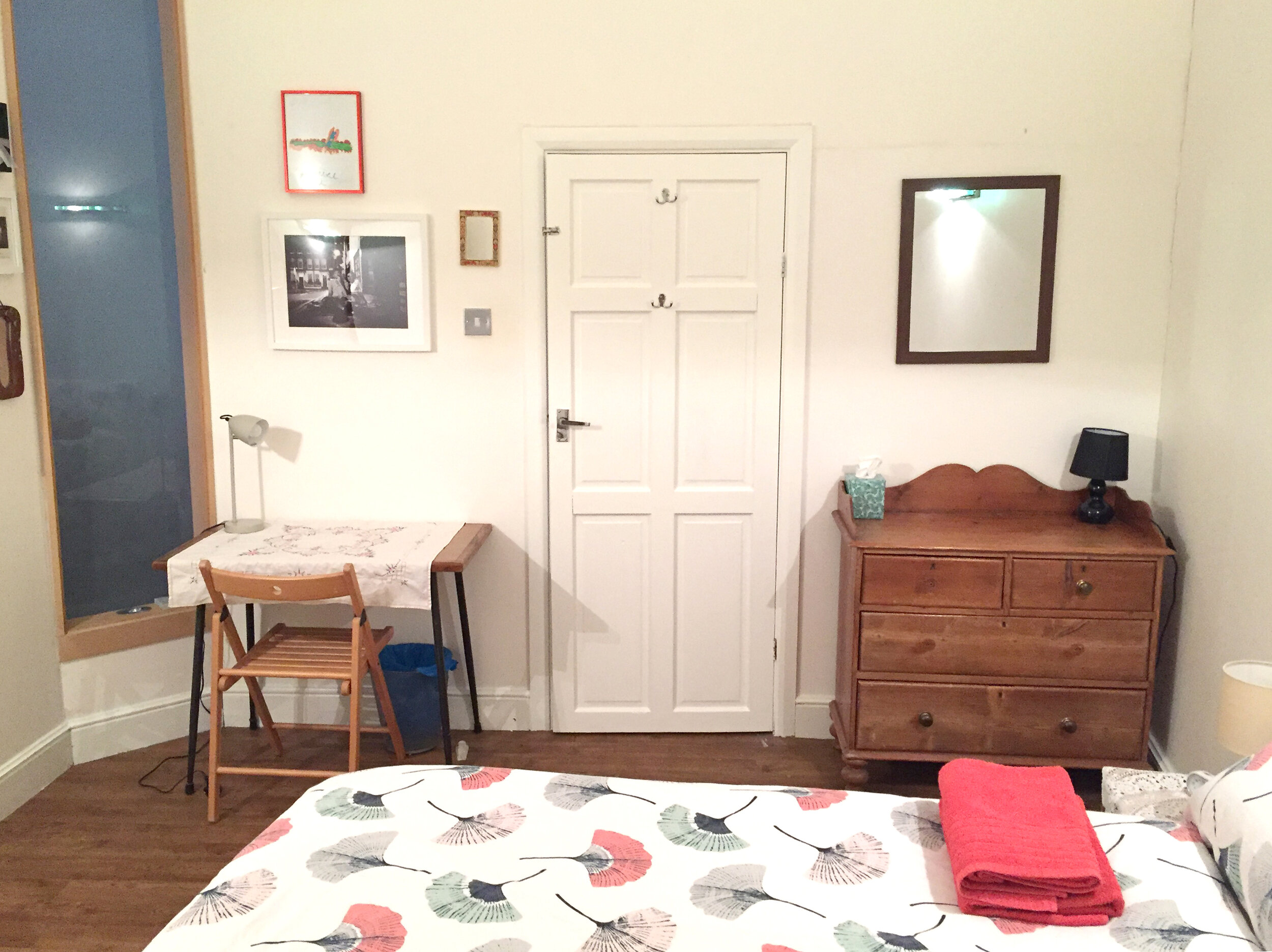 Bedroom_5.JPG