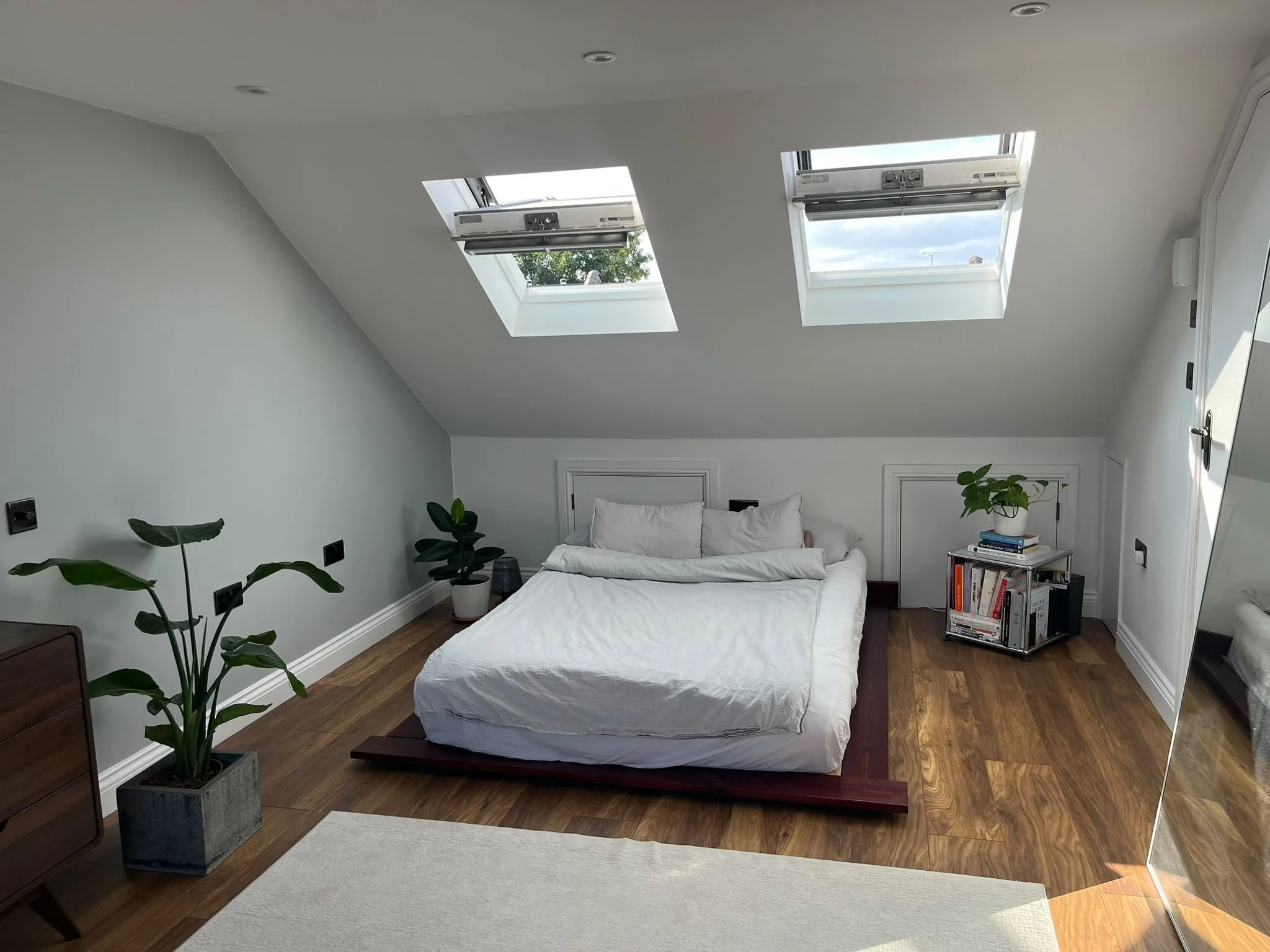 Upstairs Bedroom 2.jpeg