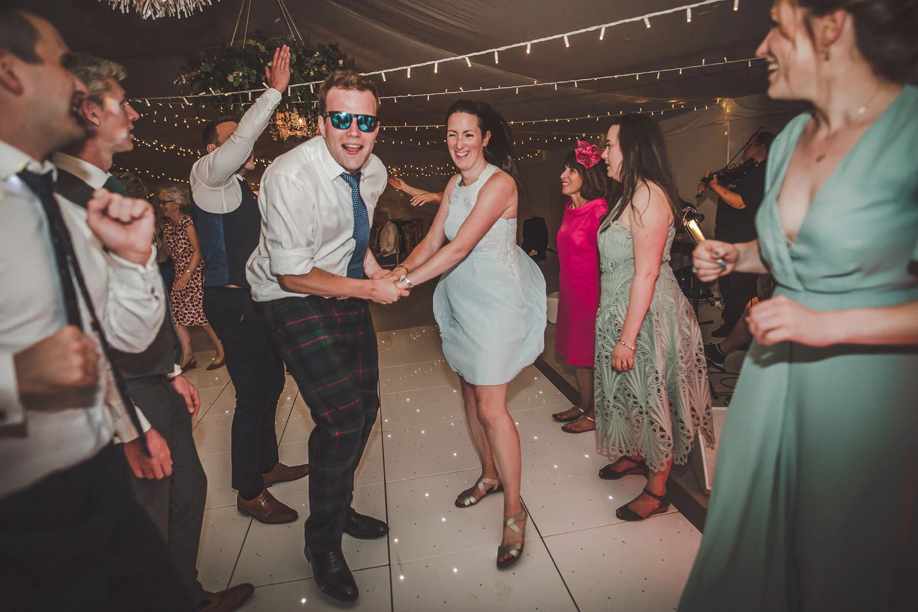95 00 LOW RES - TOM and SARAH - wedding 1D9A5692.jpg