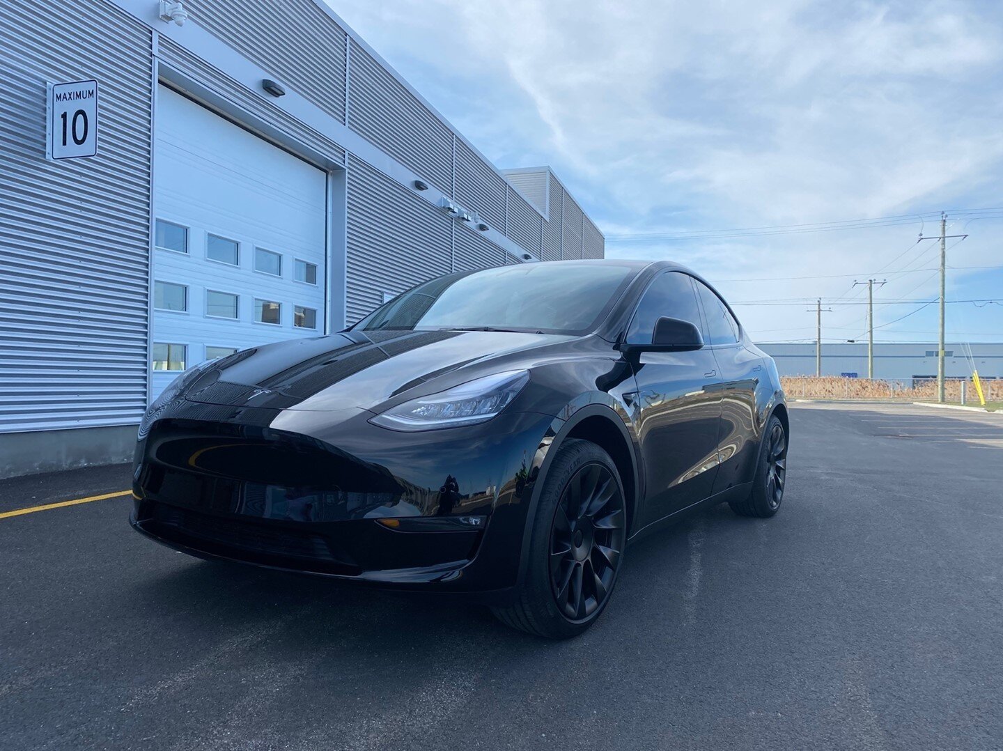 2021 Tesla Model Y
3M Pro Series PPF full front + lower doors + rear splash guard
Ceramic Pro 9H coating
Autobahn i3 22% front windows
Autobahn Air Ceramic 80&rsquo;s for factory rear windows

#carstagram #montrealcars #detailersden #soundsofmtl #exo