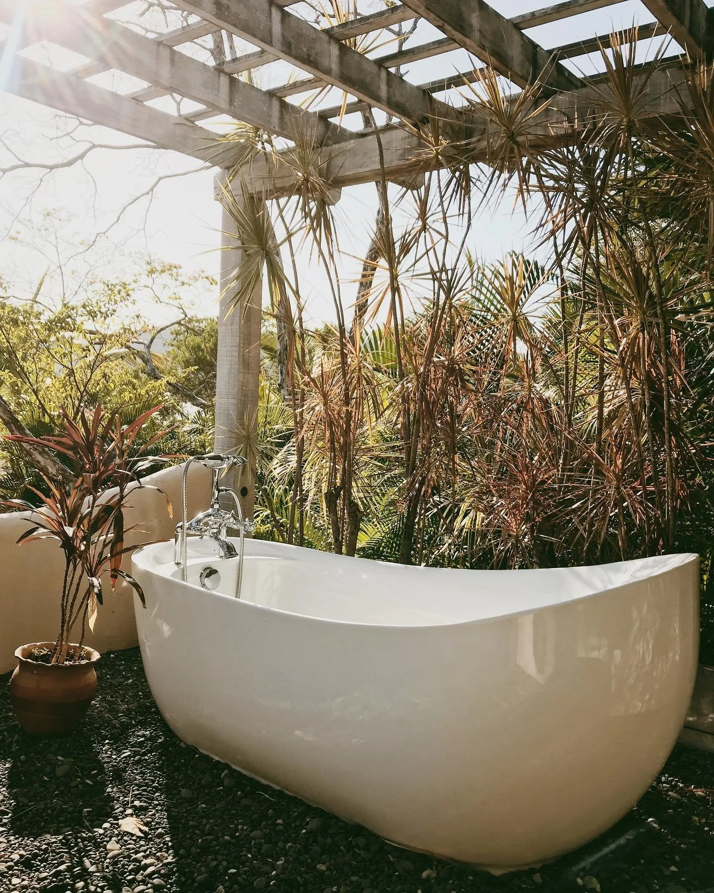 Don’t wake me ✨
#panama 
#travel 
#styled 
#closet 
#vsco 
#panama
#sansararesort 
#sansara
#yogaretreat 
#anthropologie 
#pdx 
#portland 
#design 
#happy
#ootd
#yoga 
#visitpanama 
#bath