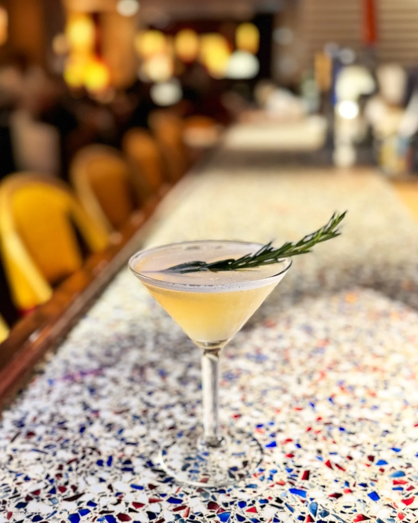 Our latest cocktail, the Autumn Garden
is light, bright, and perfect for sweater weather 🍂

Beefeater Gin &bull; St-Germaine &bull; Cinnamon-Honey Syrup &bull; Fresh Lemon Juice &bull; Thyme
.
.
.
#IslandRestaurant #UpperEastSide #CarnegieHill #Fall