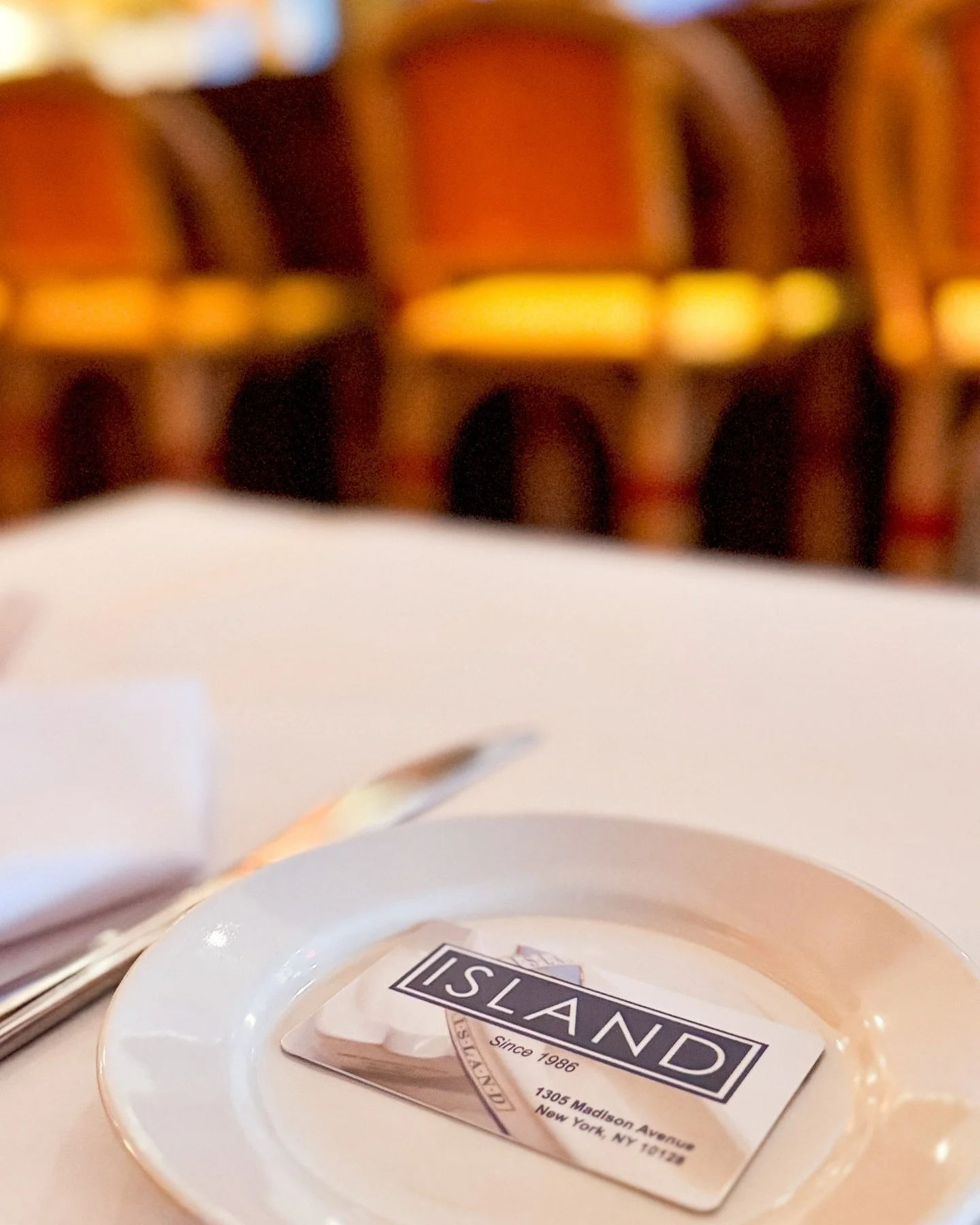 🎁 Some gifts turn into unforgettable moments.

🏝️ Island Gift Cards. For lunches and brunches full of laughs, cozy nights, shared plates, and seasonal cocktails. ✨