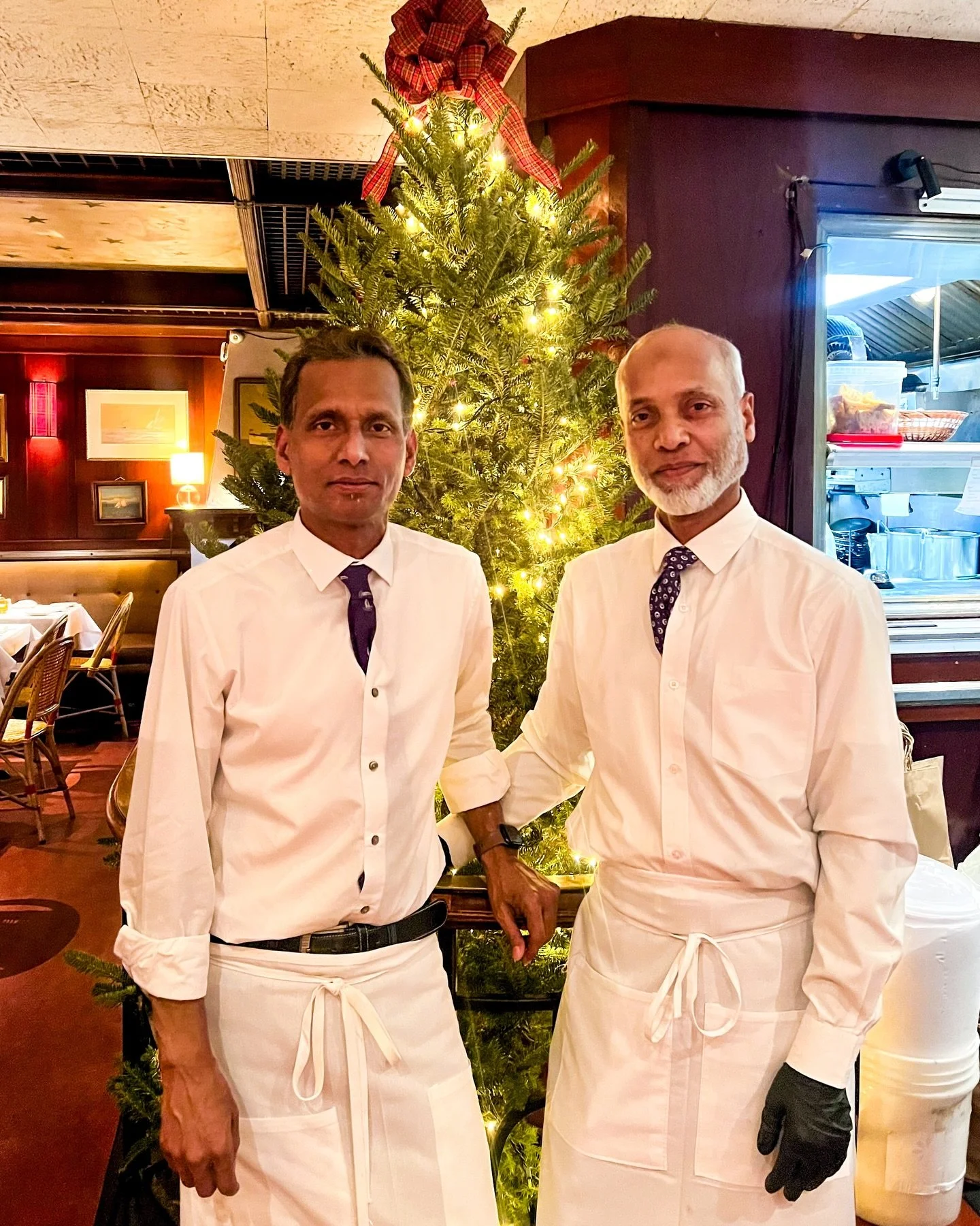 The holiday season at Island ✨
 Festive moments each day, with the people who&rsquo;ve helped shape Island over the years.

So thankful for this team 🤍