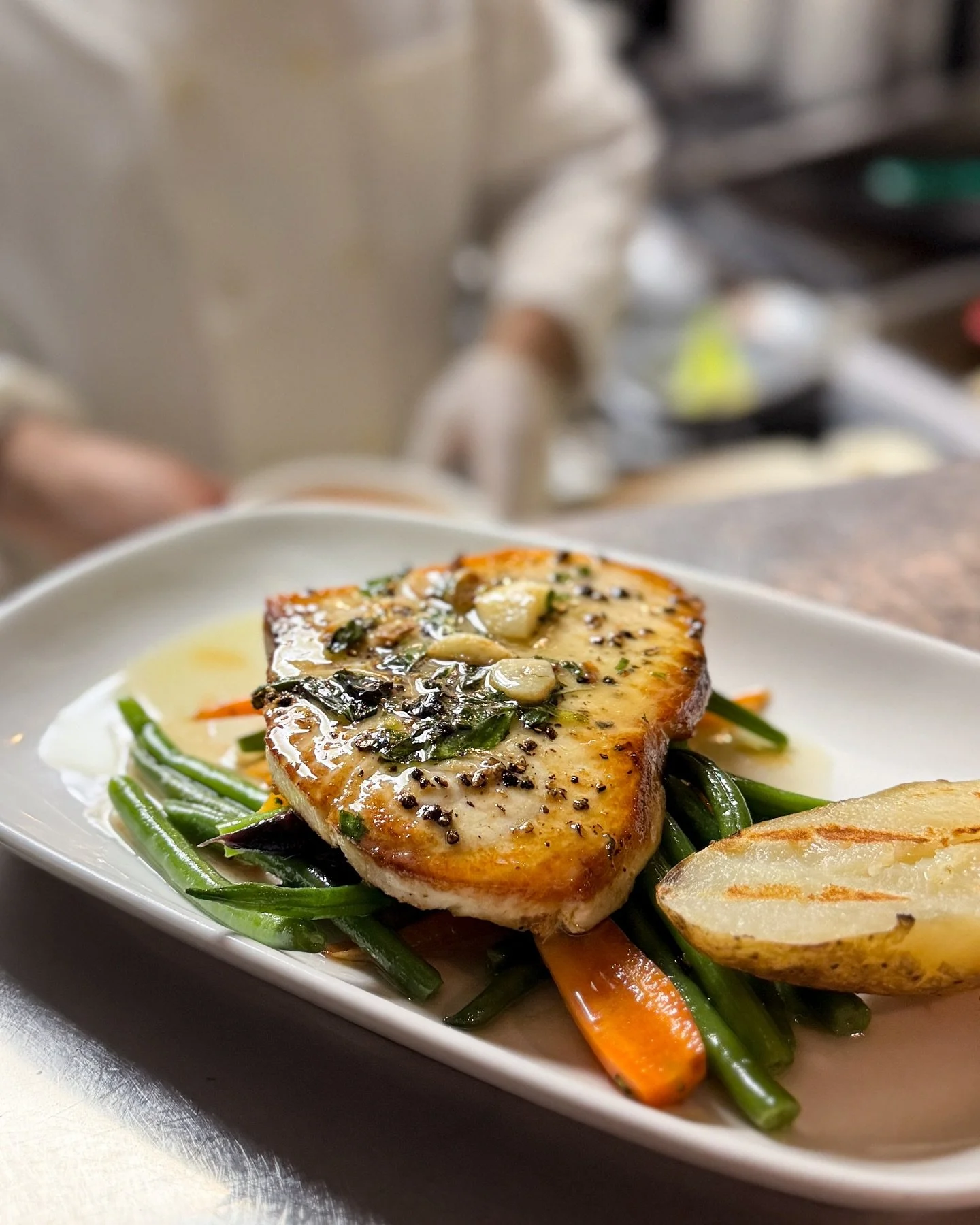 One for the books. Last night&rsquo;s swordfish in a creamy black peppercorn sauce 🍽️

.
. . .
#UpperEastSide #CarnegieHill #MadisonAvenue #ues