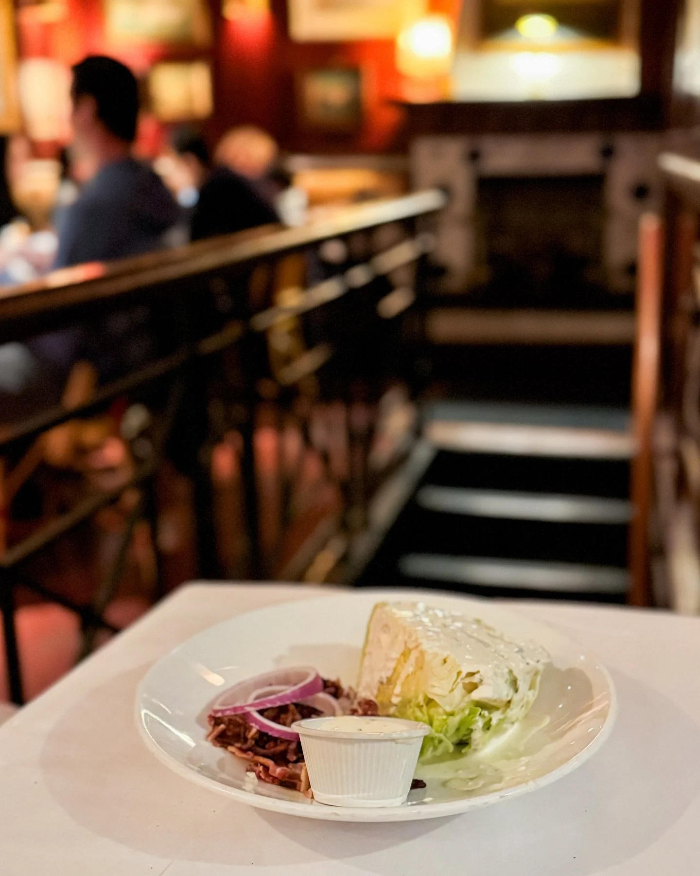 The perfect Island dinner flow:
Wedge &rarr; Burger.