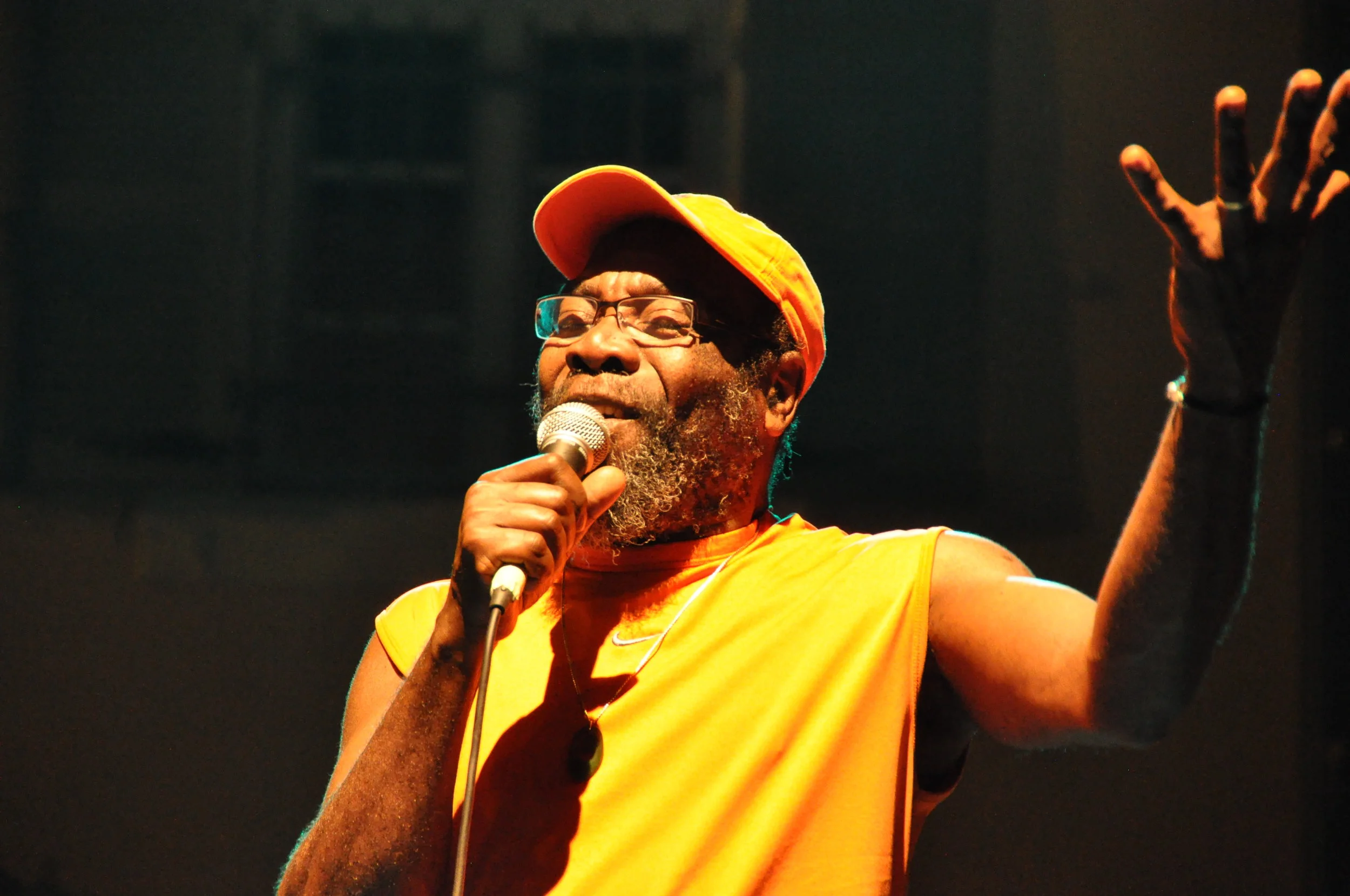 Clinton Fearon &amp; The Boogie Brown Band  