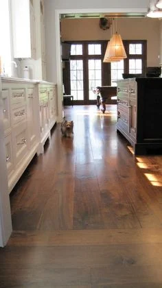 065938174917c0838e2f692f1ae4d87f--wide-plank-flooring-planks.jpg