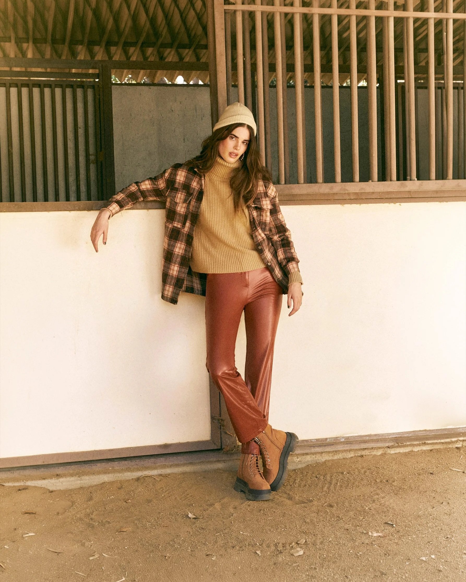 LOOK5-4bg.jpg