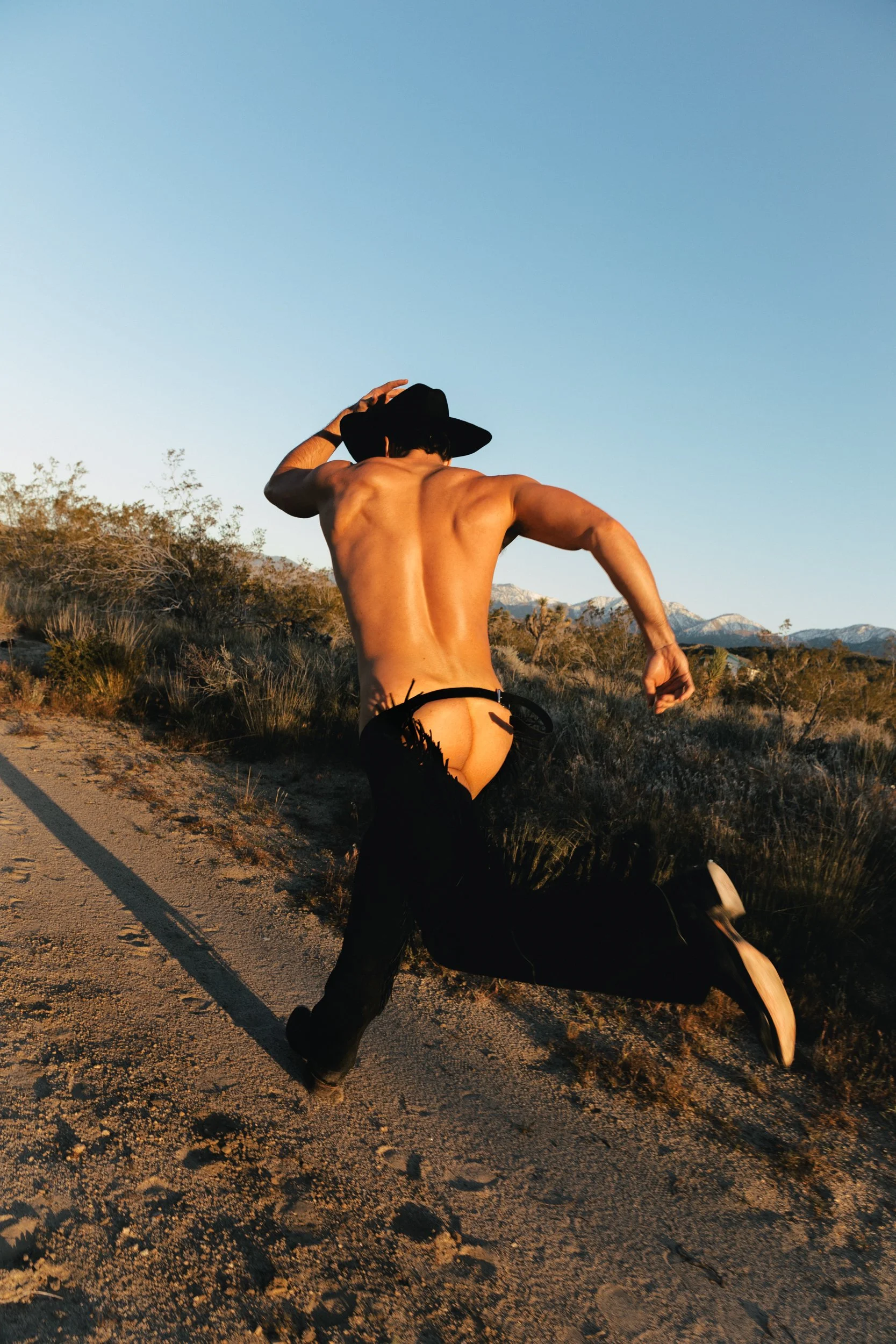 Taylor Phillips | Editorial (Copy)